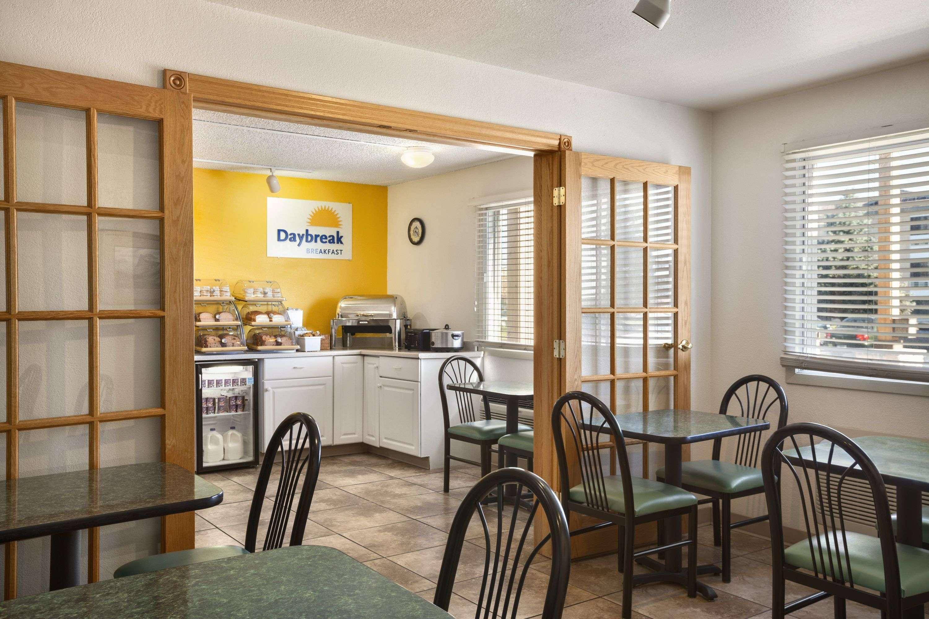 Days By Wyndham Motel 2*